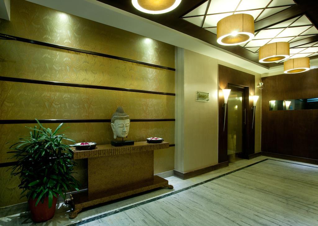 Surya Royal Hotel Кота Экстерьер фото