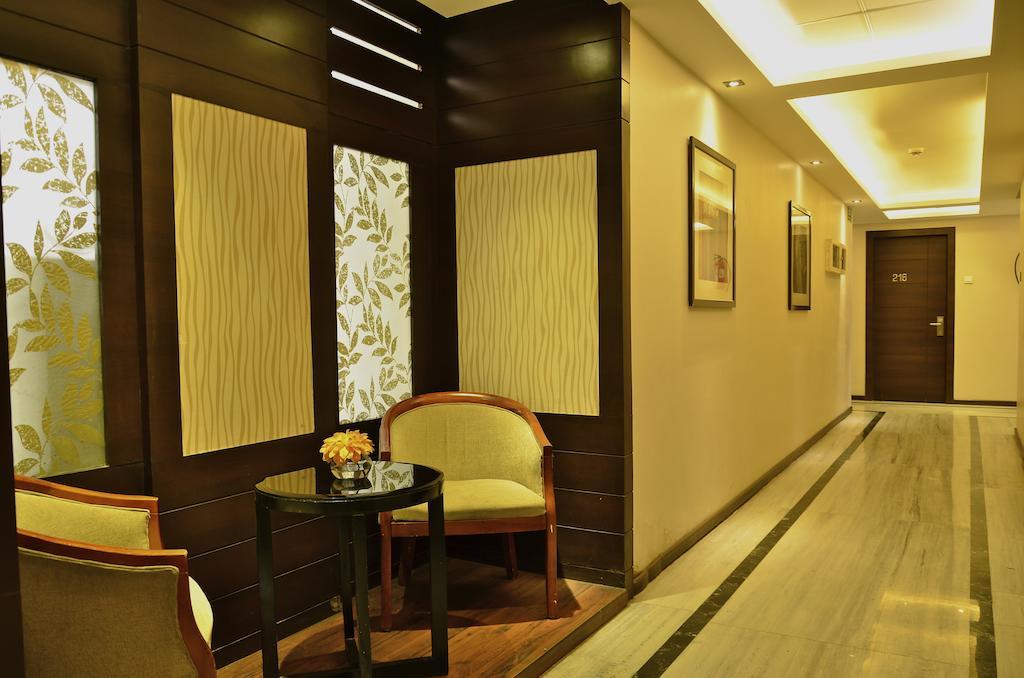 Surya Royal Hotel Кота Экстерьер фото